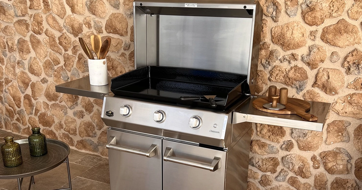 Plancha grills