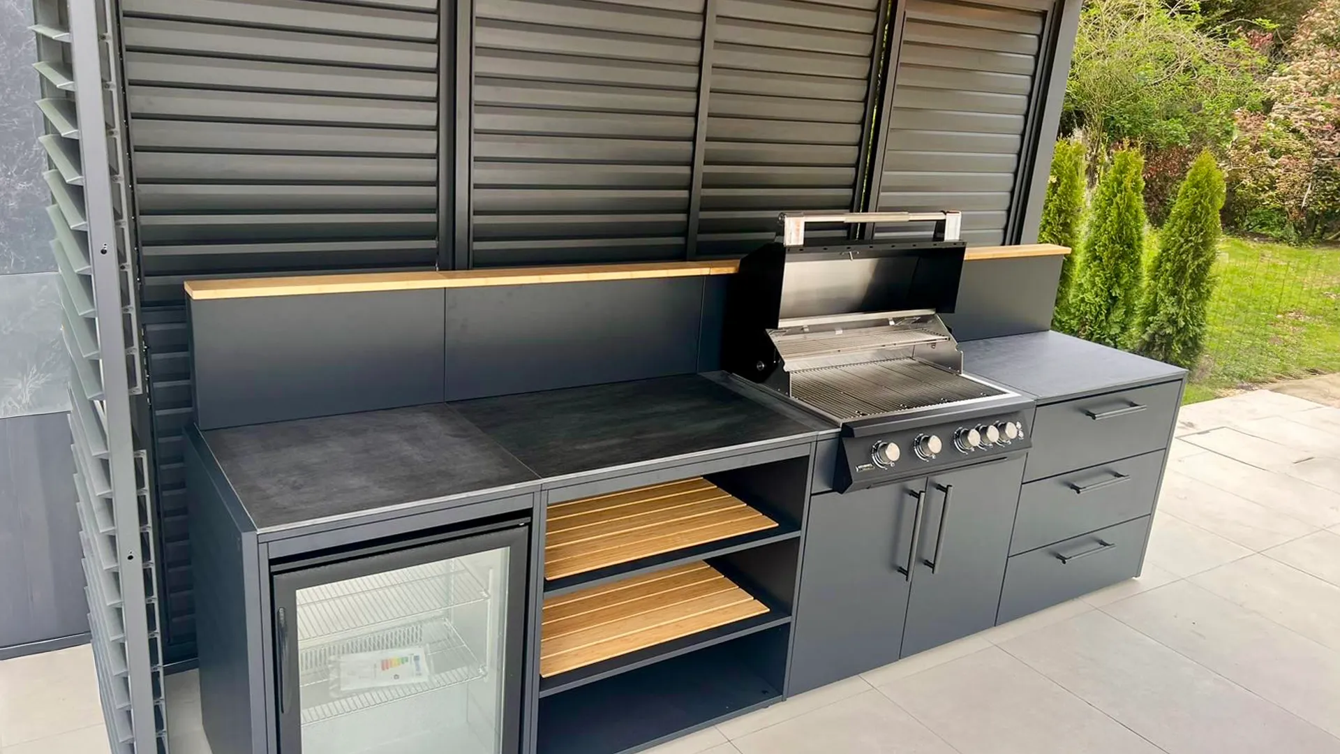 BG Buitenkeuken met KK en BBQ Brabura MODULA Roestvrij Stalen Buitenkeukens