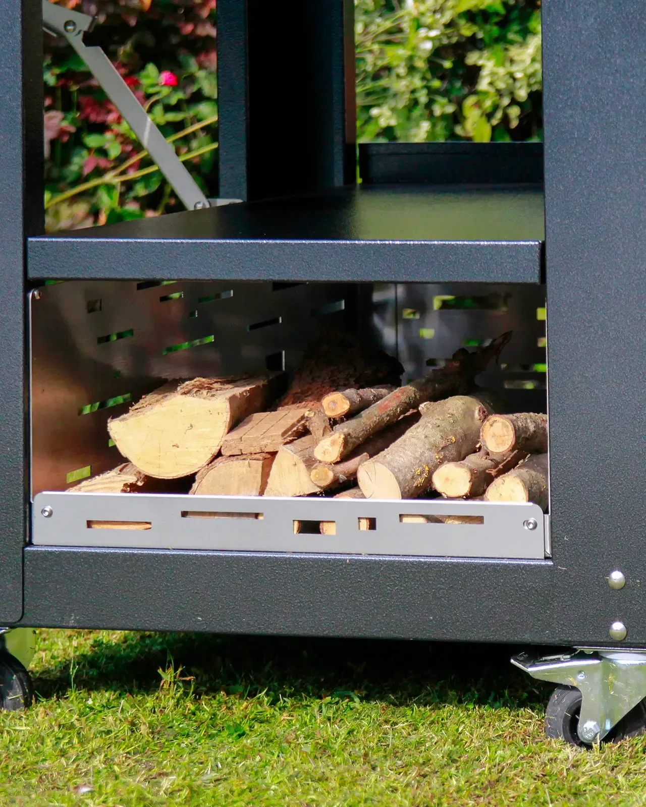 Oveneat houthouder in verrijdbaar onderstel